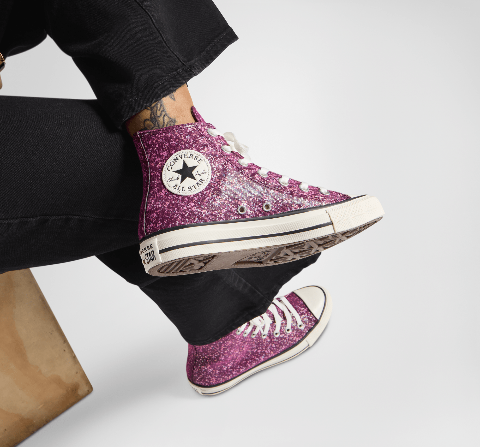 Chuck Taylor All Star Glitter Orchid Abyss/Egret/Black A11137C